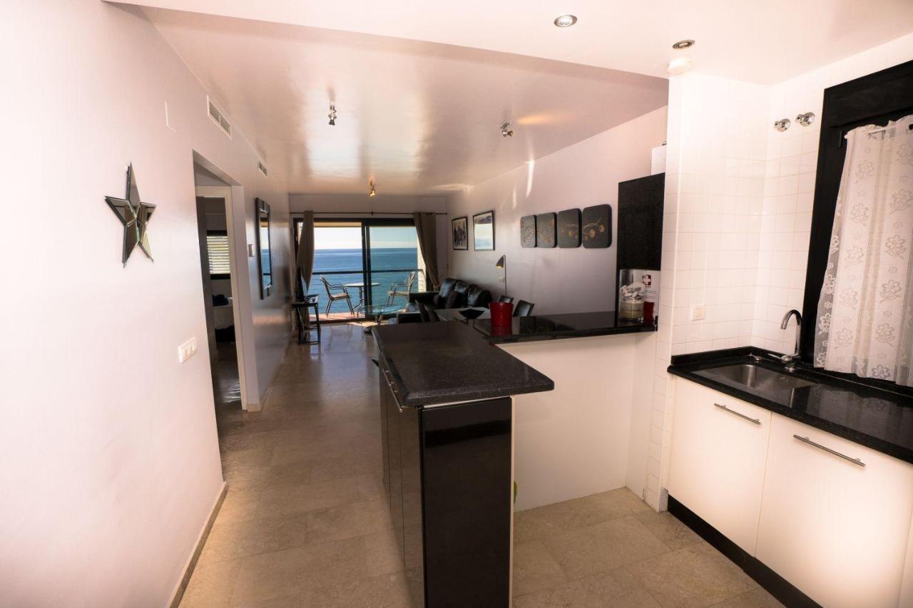 Playa Del Salon 2C Menyber Apartment Nerja Ngoại thất bức ảnh