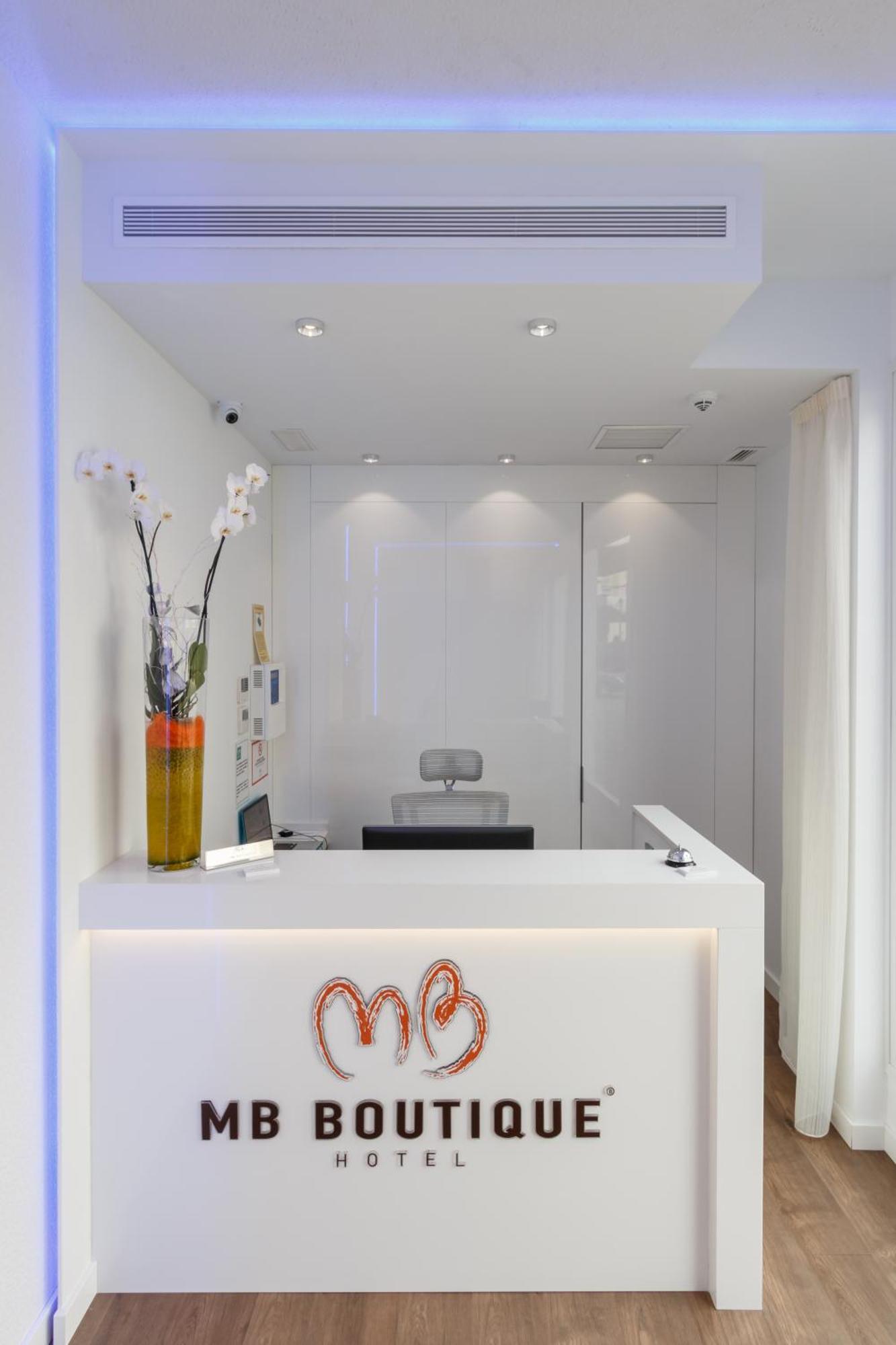 Playa Del Salon 2C Menyber Apartment Nerja Ngoại thất bức ảnh